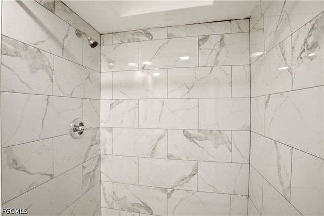 1640 Daniels DR A, North Fort Myers, FL 33917