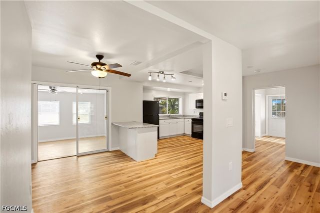 1640 Daniels DR A, North Fort Myers, FL 33917