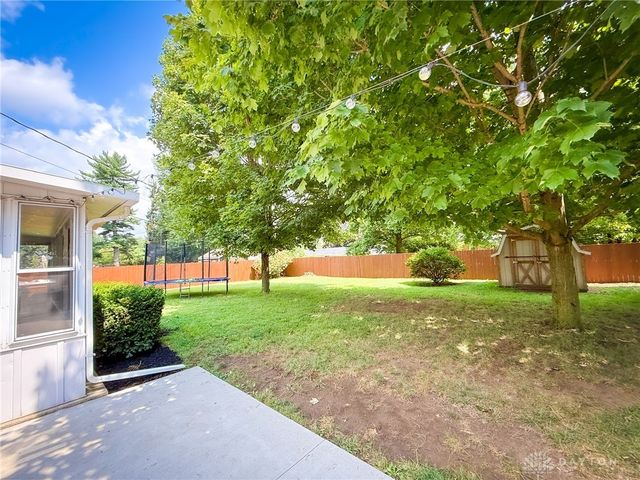 1052 Trianon Drive, Xenia, OH 45385
