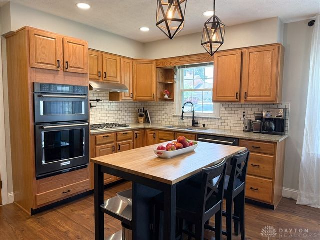 1052 Trianon Drive, Xenia, OH 45385