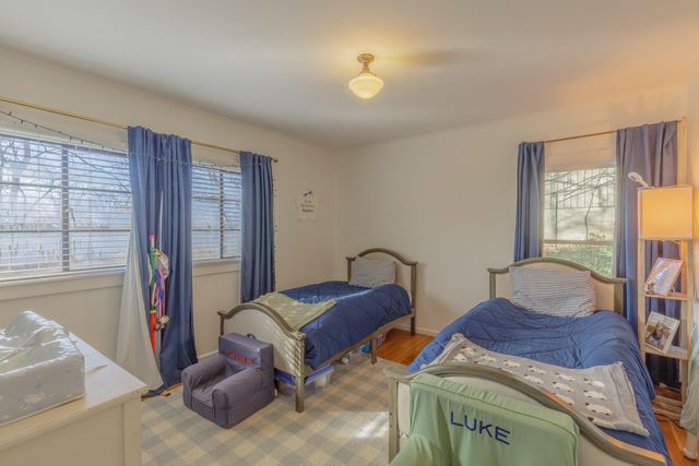 831 Texas Avenue, Signal Mountain, TN 37377