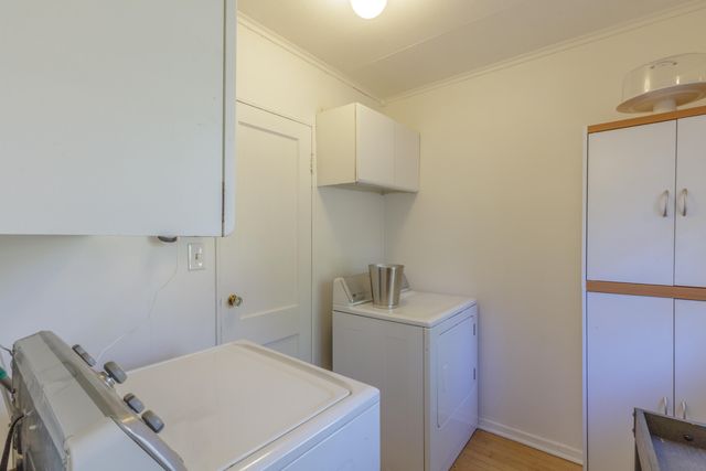 831 Texas Avenue, Signal Mountain, TN 37377