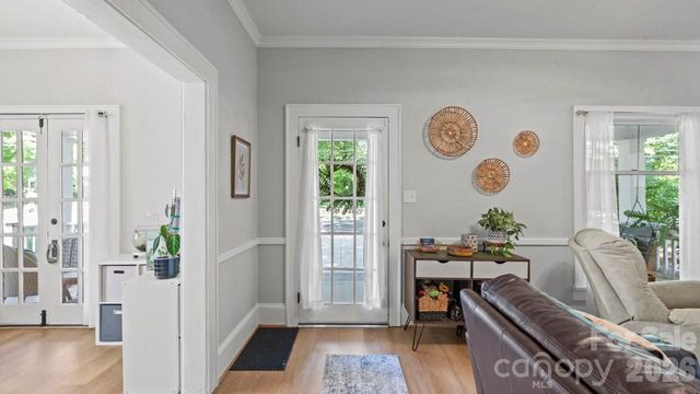 413 W 5th Avenue, Gastonia, NC 28052