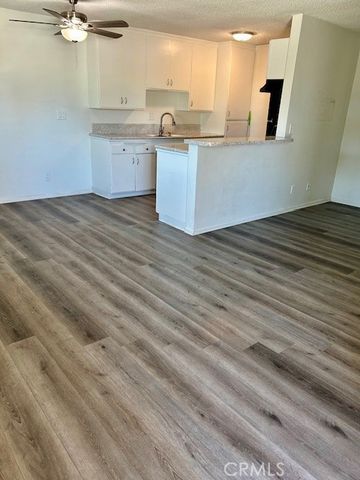 685 E Vista Chino 1, Palm Springs, CA 92262