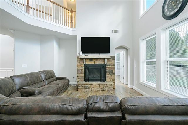 387 Fern Court, Hoschton, GA 30548