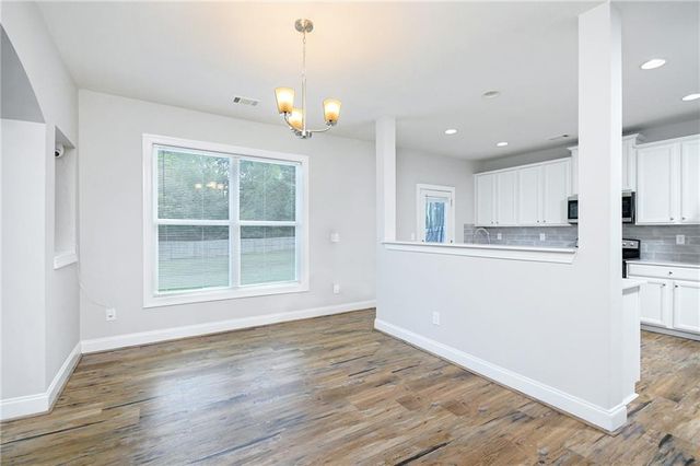 387 Fern Court, Hoschton, GA 30548