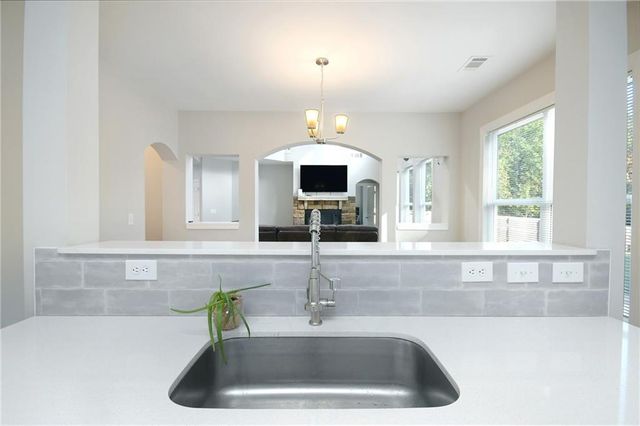 387 Fern Court, Hoschton, GA 30548