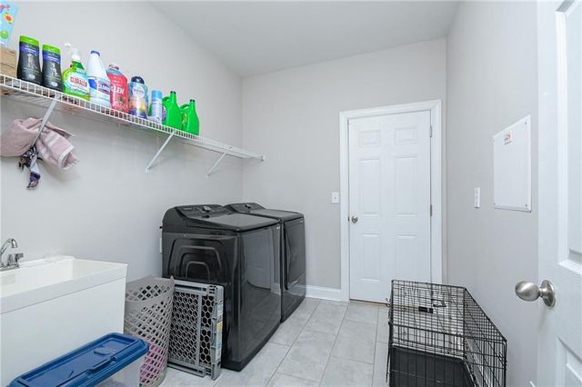 387 Fern Court, Hoschton, GA 30548