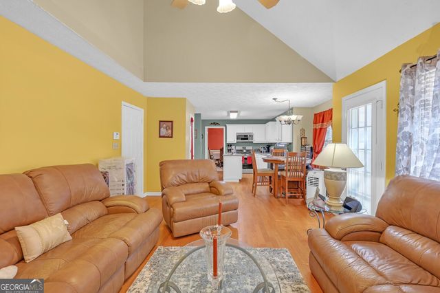 2900 Riverbend Drive, Snellville, GA 30078