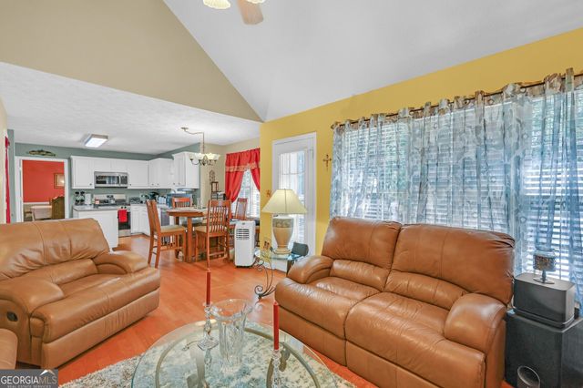 2900 Riverbend Drive, Snellville, GA 30078