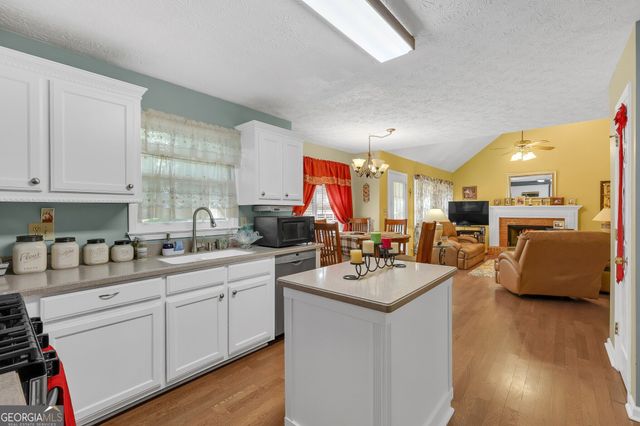 2900 Riverbend Drive, Snellville, GA 30078