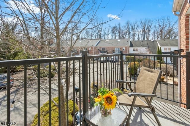 6 Maddaket, Scotch Plains Twp., NJ 07076