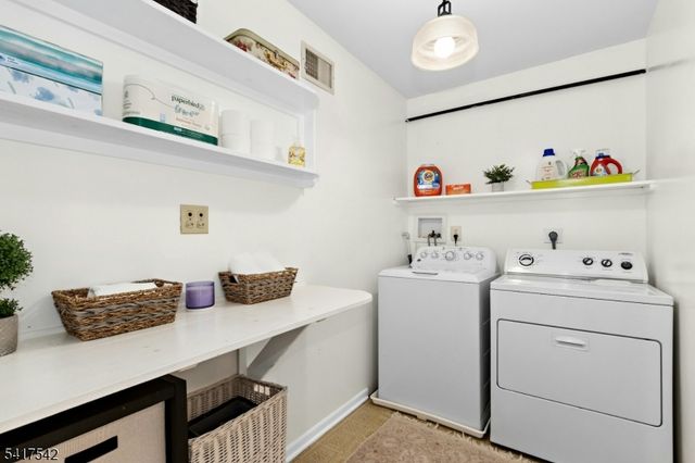 6 Maddaket, Scotch Plains Twp., NJ 07076