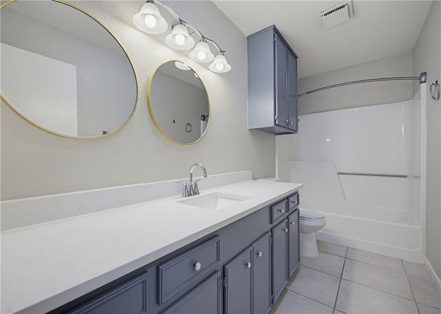 749 Alhambra Dr, Corpus Christi, TX 78418
