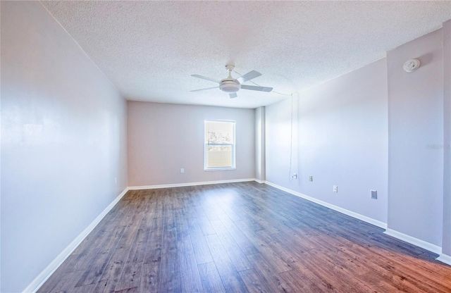 225 COUNTRY CLUB DRIVE 1403, Largo, FL 33771