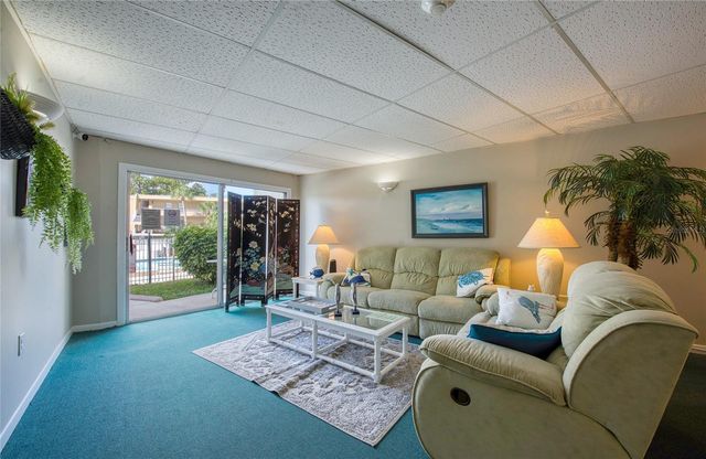 225 COUNTRY CLUB DRIVE 1403, Largo, FL 33771