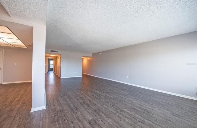 225 COUNTRY CLUB DRIVE 1403, Largo, FL 33771