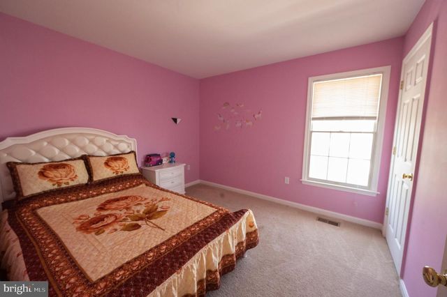 13558 ESSEX DR, Hagerstown, MD 21742