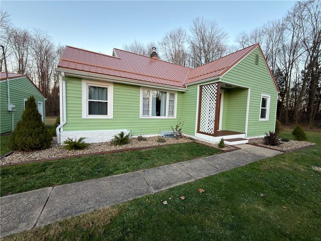 919 Butler Pike, Findley Twp, PA 16137