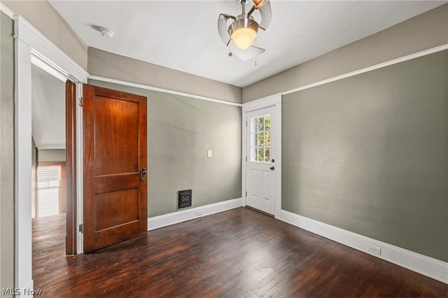 1909 W 74th Street, Cleveland, OH 44102