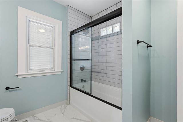 1909 W 74th Street, Cleveland, OH 44102