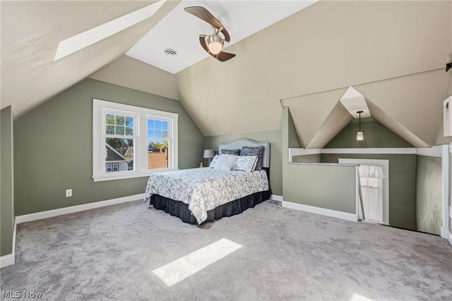 1909 W 74th Street, Cleveland, OH 44102