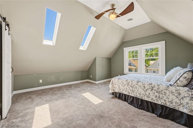 1909 W 74th Street, Cleveland, OH 44102