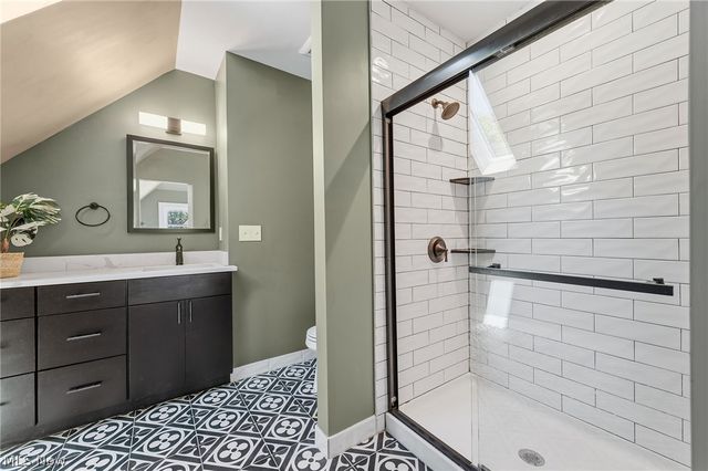 1909 W 74th Street, Cleveland, OH 44102