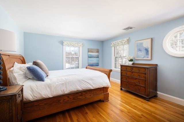 18 Moffat Road, Newton, MA 02468