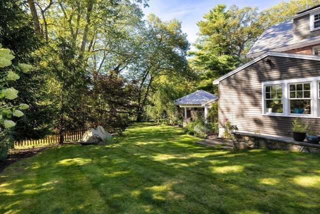 18 Moffat Road, Newton, MA 02468