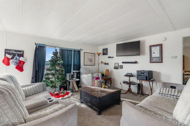 2340 E 5th Street, Silver Springs, NV 89429