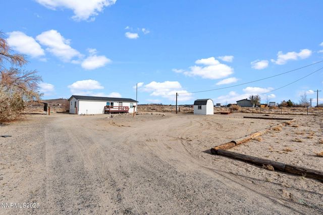 2340 E 5th Street, Silver Springs, NV 89429