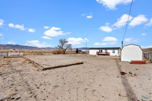 2340 E 5th Street, Silver Springs, NV 89429