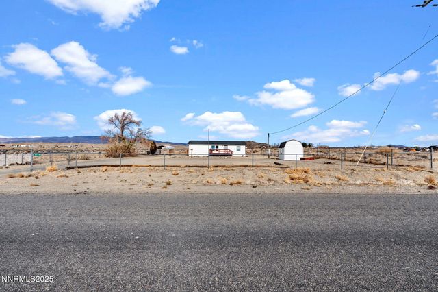 2340 E 5th Street, Silver Springs, NV 89429