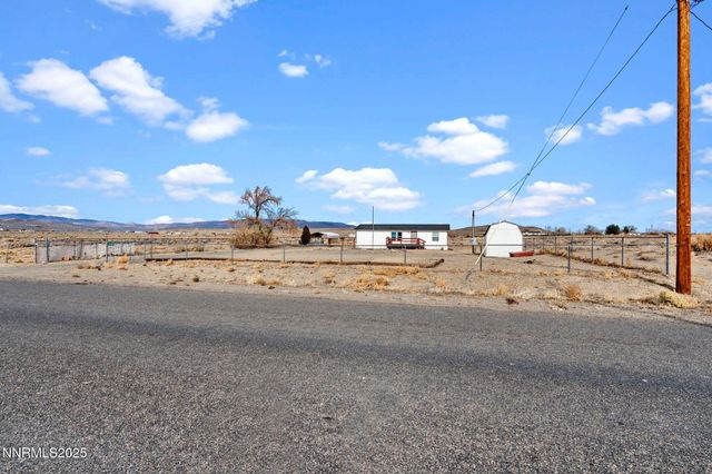 2340 E 5th Street, Silver Springs, NV 89429