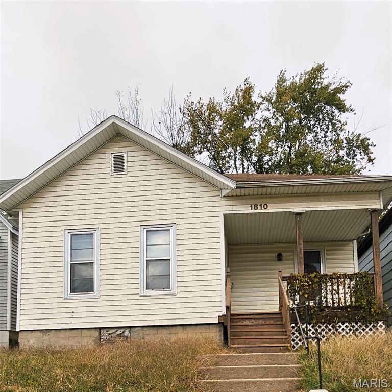 1810 Chestnut Street, Hannibal, MO 63401