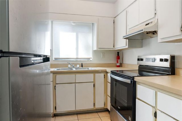 1031 SW 61ST STREET, Gainesville, FL 32607