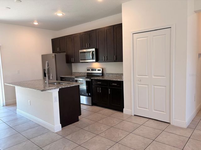 16100 SW 35TH COURT, Ocala, FL 34473