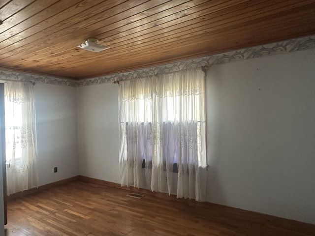 123 N MAGNOLIA ST, Adamsville, TN 38310