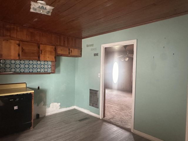 123 N MAGNOLIA ST, Adamsville, TN 38310