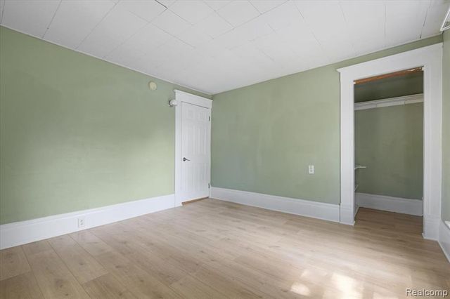 1257 Byron Road, Howell, MI 48843