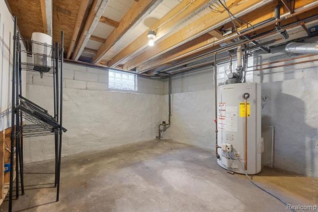 1257 Byron Road, Howell, MI 48843