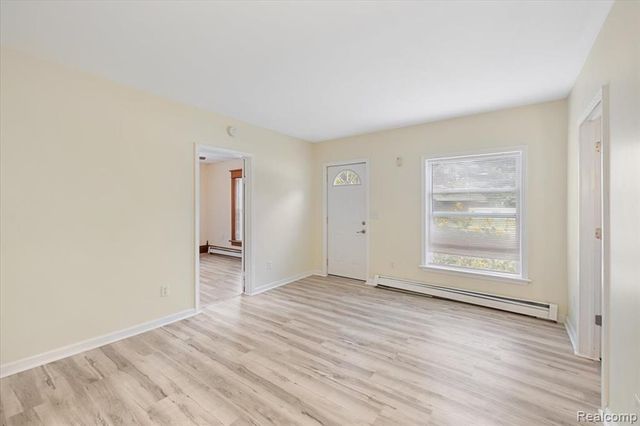 1257 Byron Road, Howell, MI 48843