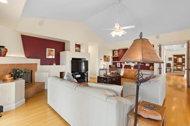 2281 Corner Creek Lane, Fallbrook, CA 92028