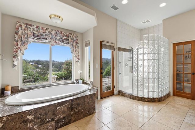 2281 Corner Creek Lane, Fallbrook, CA 92028