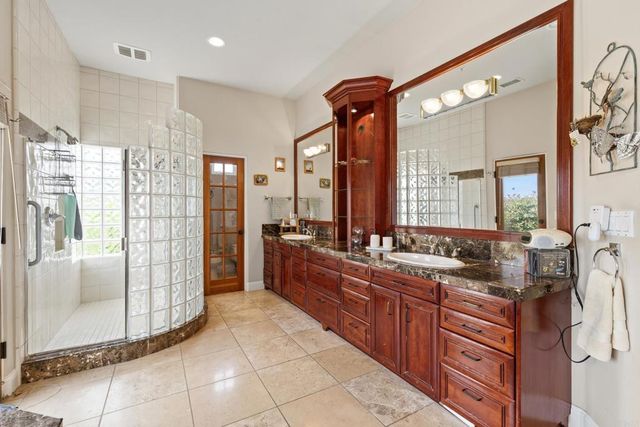 2281 Corner Creek Lane, Fallbrook, CA 92028