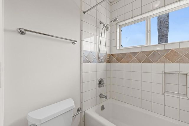 2281 Corner Creek Lane, Fallbrook, CA 92028
