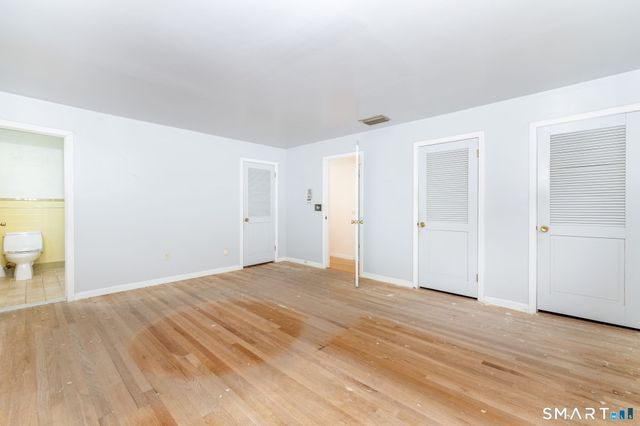 33 Hurds Hill Road, Woodbury, CT 06798