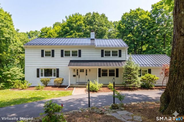 33 Hurds Hill Road, Woodbury, CT 06798