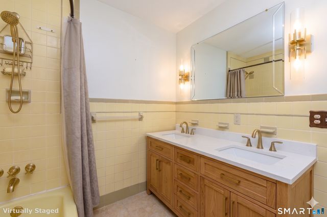 33 Hurds Hill Road, Woodbury, CT 06798